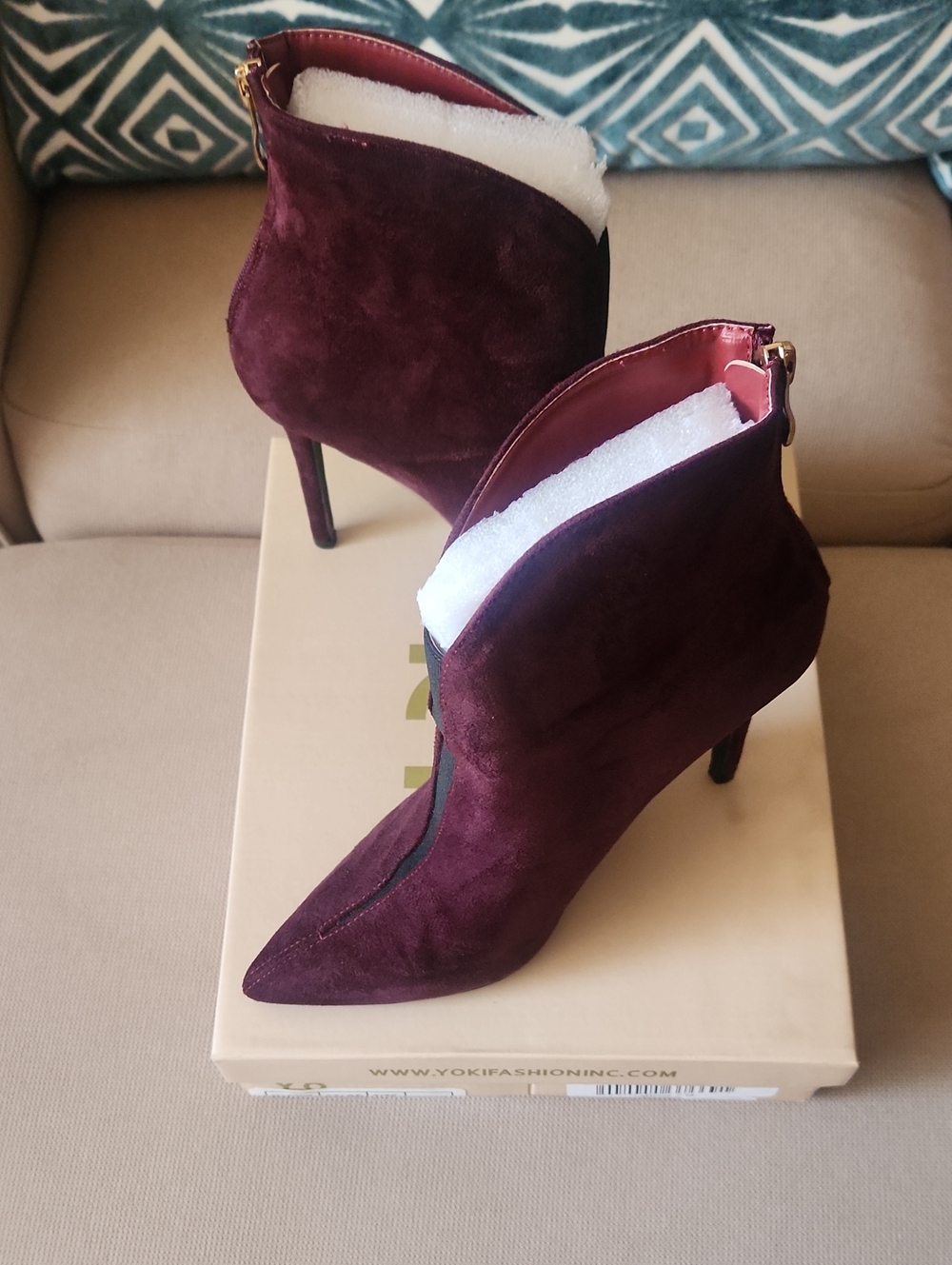 Women's Burgundy Suede Pointed Toe Stiletto Booties